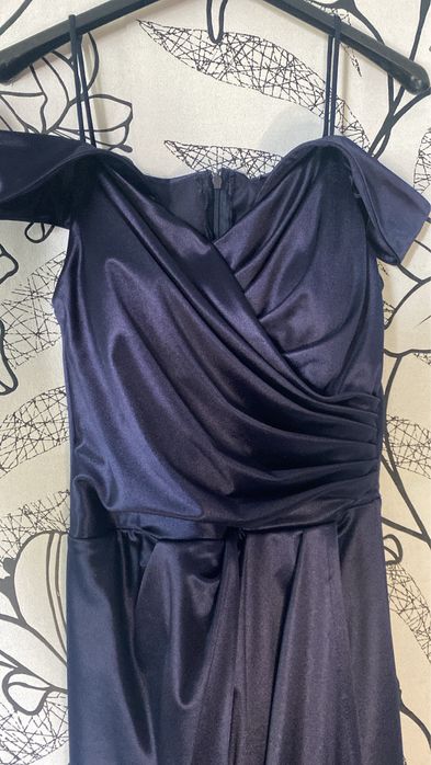 Официална рокля