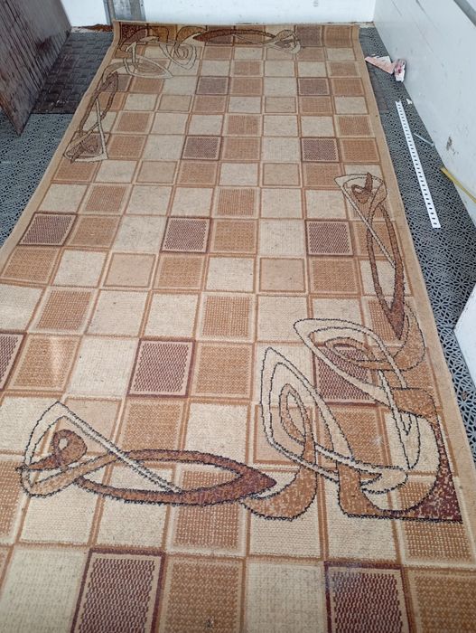 Vînd covor tip traversă