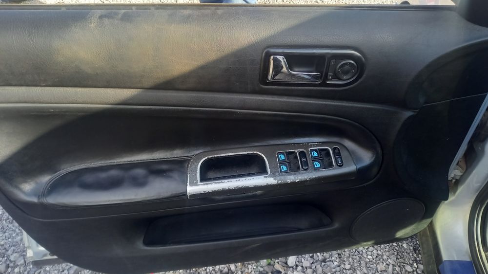 Пасат ,passat Б 5 1.9 110 к.с Афн  На части