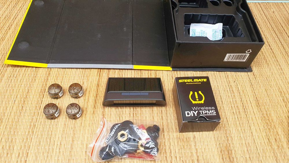 Kit 4 senzori masurare presiune aer roti cu display de la Steel Mate