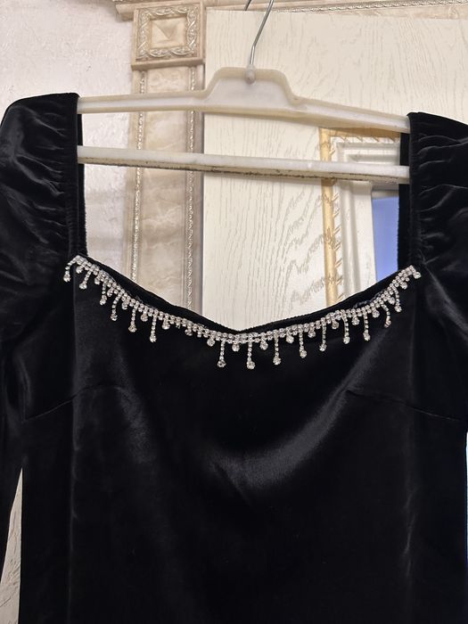 Продам! Платья !