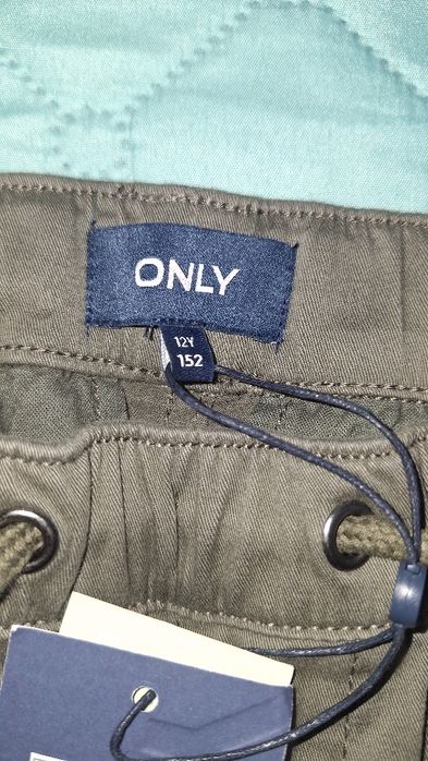 Панталони за момче на Only и Foturino 152 размер