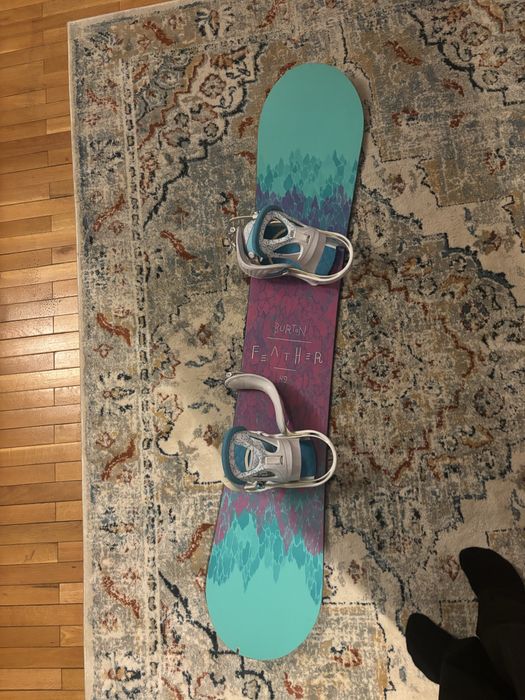 Snowboard Burton Feather 149 + legaturi