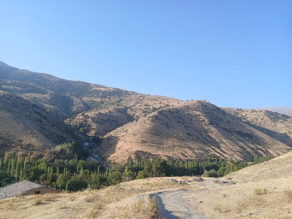 Ochiq er maydoni sotilmoqda