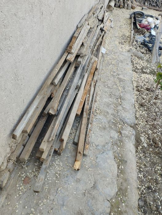 Ҳар хил ўлчамдаги б/у 4 метрлик ёғоч ва дрожкалар ва рейкалар