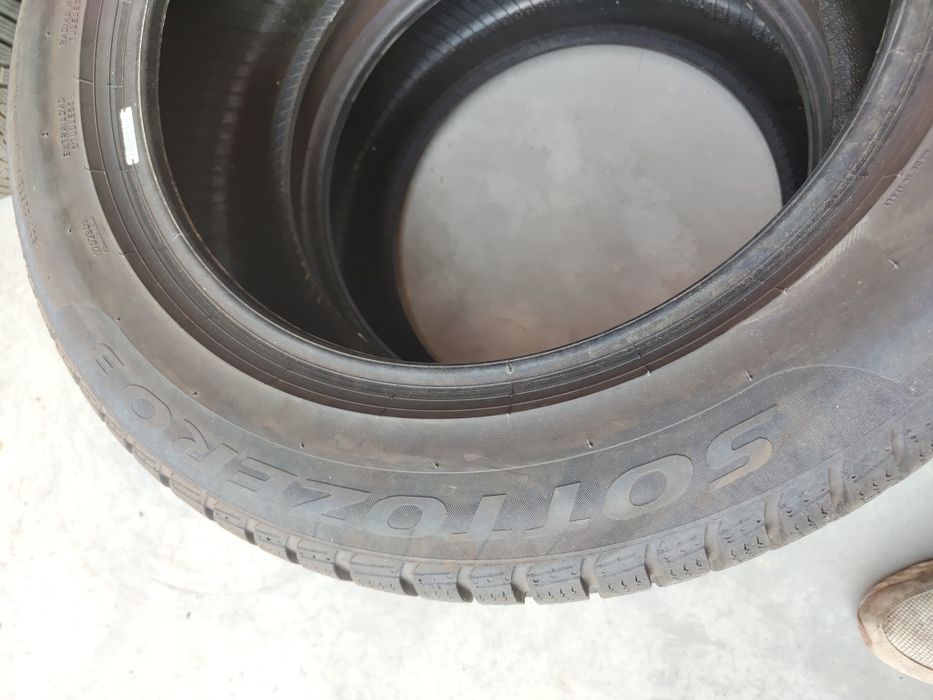 2 бр зимни 225/55/17 Pirelli