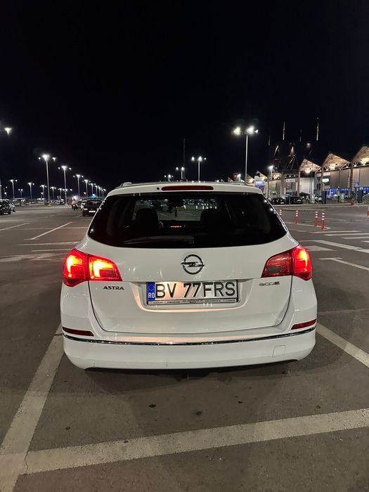Opel Astra J 2014