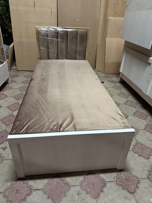 Кровать односпалка