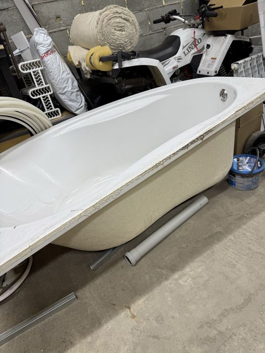 Продам ванну б/у