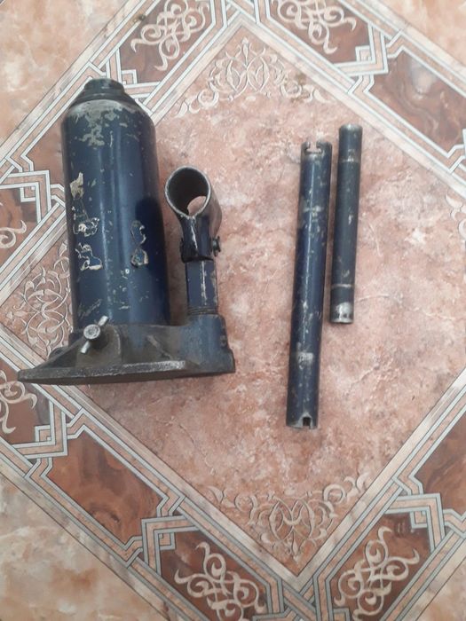 Инструменты, ключи.