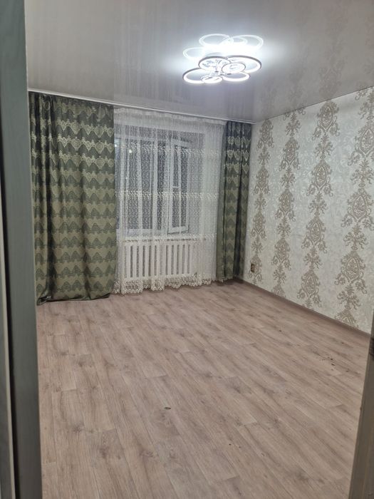 Сдам 2х ком квартиру.