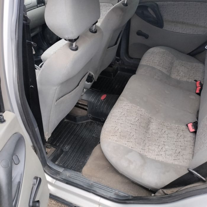 Продам машину Калину