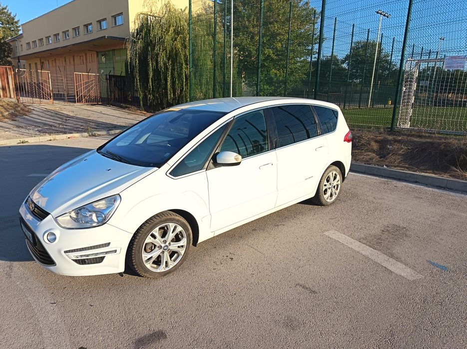 Продавам Ford s-max
