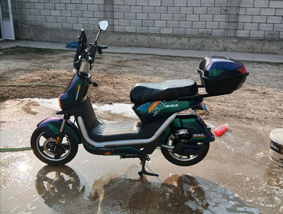 SKUTER sotiladi xolati ideal xolatda 800km yurgan Prava kerak emas