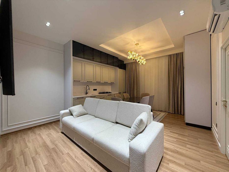 Сдается квартира в престижном ЖК SKYLINE TOWERS 3/6/14 Р1