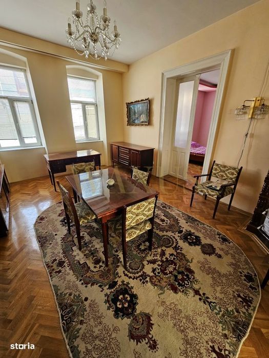 Casa interbelica deosebita, zona centrala Dej – 324 mp, curte 600 mp