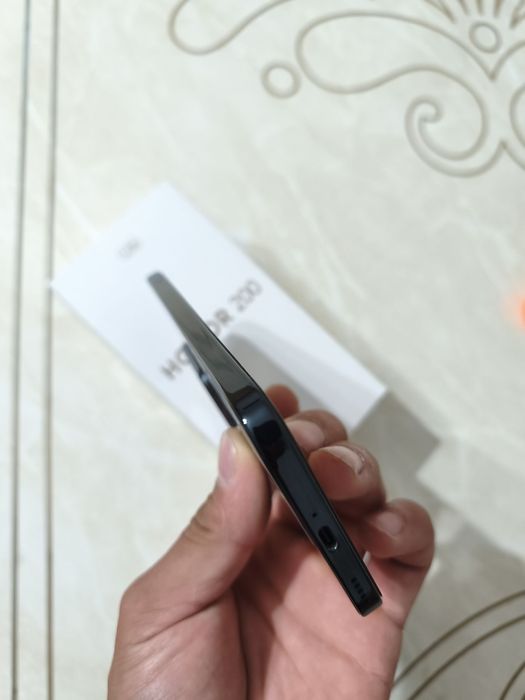 Honor 200 lite sotiladi 8+8 Ram 256GB