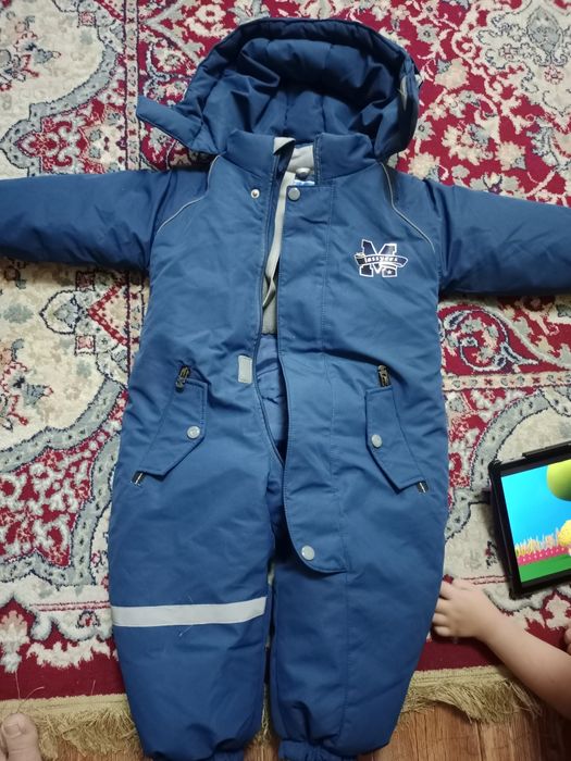 Продам комбинезон для мальчика