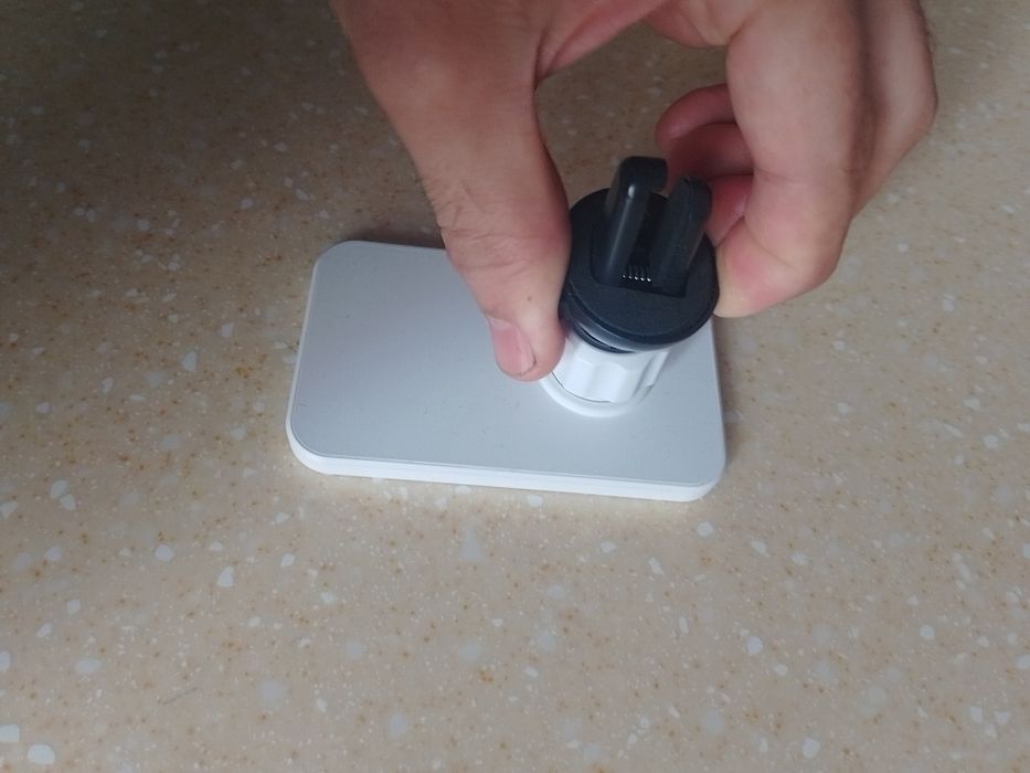 Беспроводной зарядка продаётся