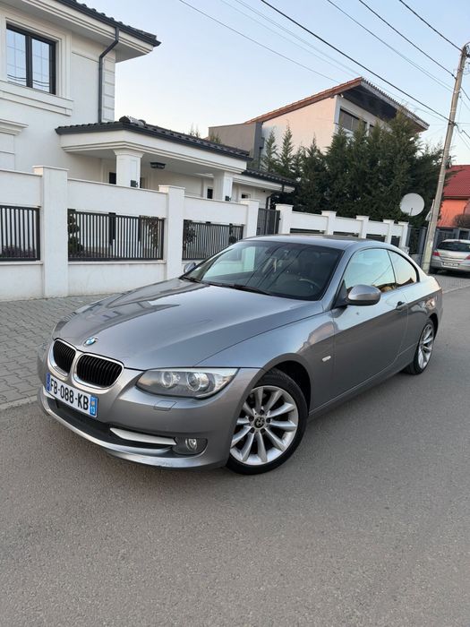 BMW E92 320d impecabil 2011