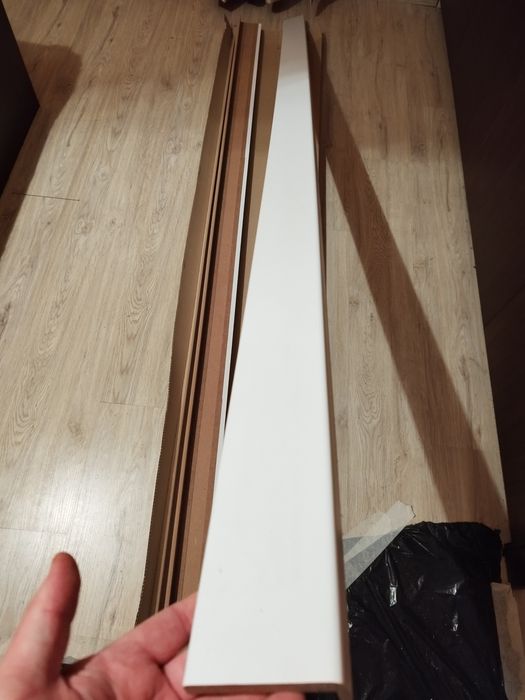 Первази за врата.