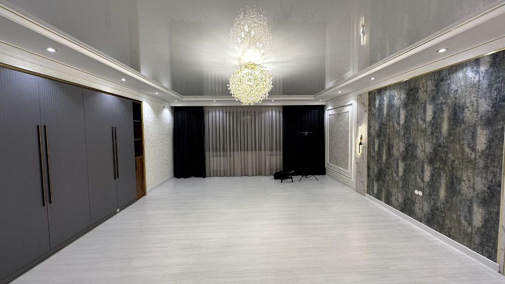 Продаётся 2 комнатная квартира своя! Рядом со станцией метро Х.Алимжан