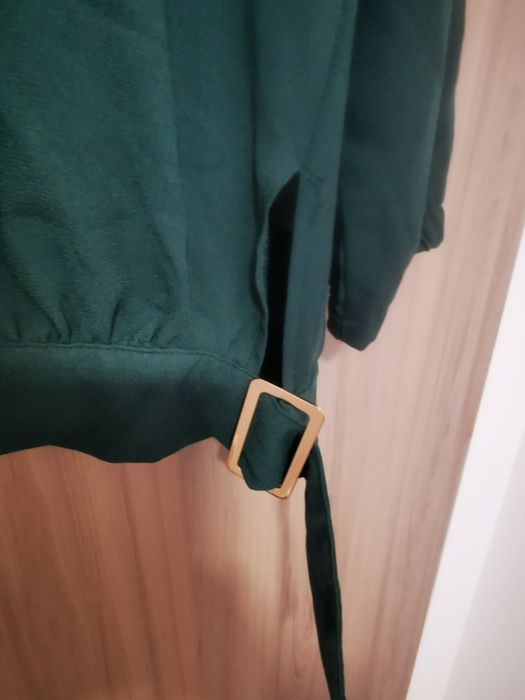 Bluze Mango și Reserved, mărimea 38 și M, noi fără etichetă