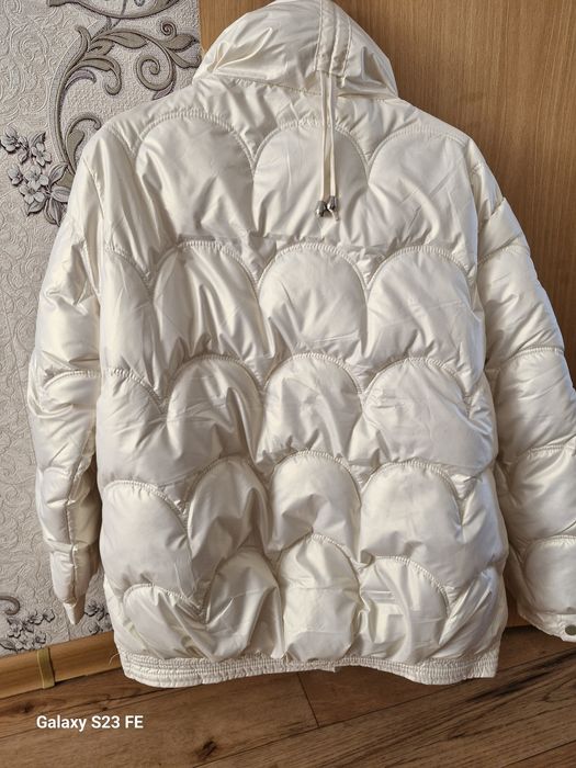 Продам куртку весна