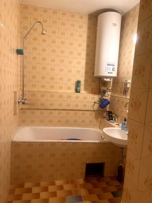 Продава се Тристаен апартамент в Добрич, Център - 93 кв.м за 987 €/кв.м - Снимка #10