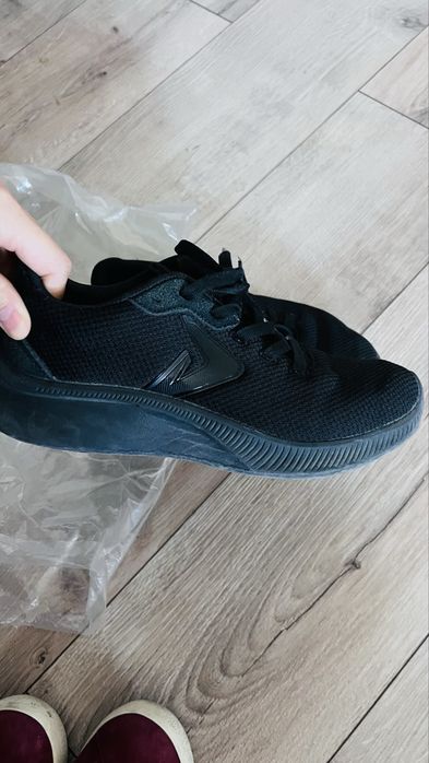 Туфли новые размер 36, кроссовки