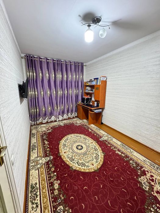 chilonzor naqqoshlikda  bti yonida 3 xonali uy sotiladi 1 etajda