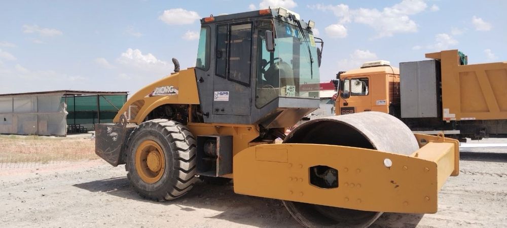 Katok 16 tonna , XCMG XS182J