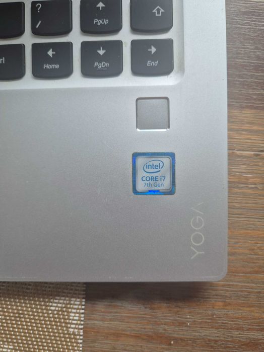 Ultrabook Premium Lenovo Yoga 910 | i7 | 8GB RAM | 512GB SSD | Aluminiu