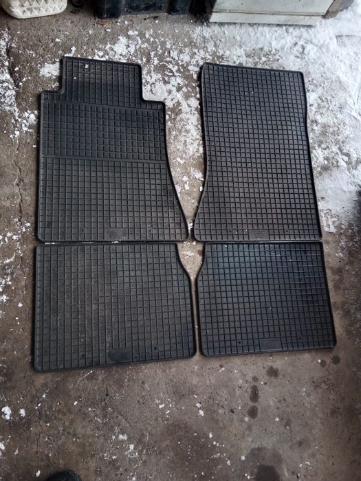 Полики новые w124