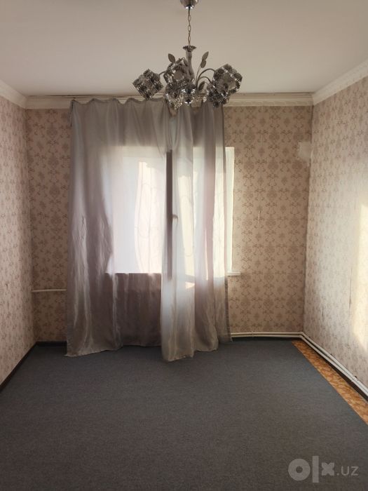 Yakkasaroy tumani Boshliq Mahallasida uy ijaraga beriladi 1*2/5/5