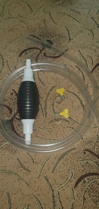 Pompa manuala  de transfer lichide. Sunați! Nu merge mesageria olx.