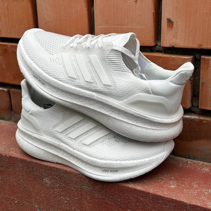 Adidas boost Velikkan