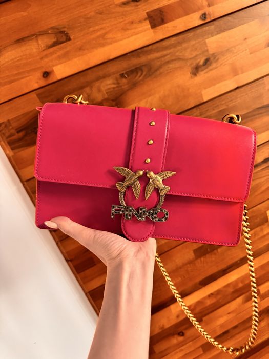 Чанта Pinko в циклама