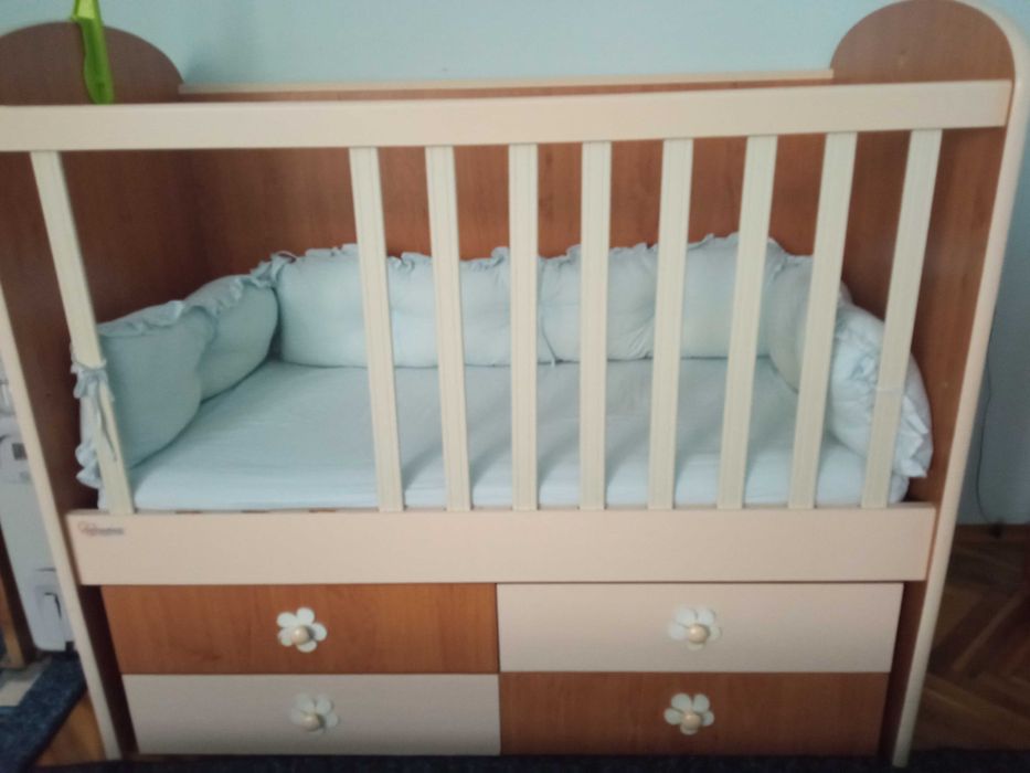 Бебешко креватче