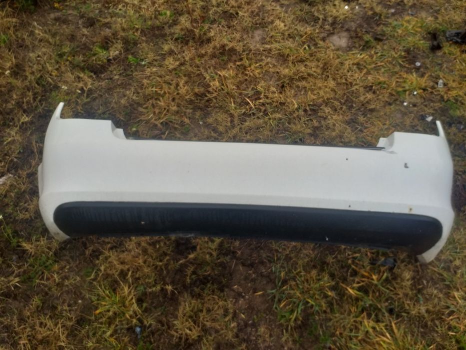 Bara Spate Skoda Rapid  DEFECT