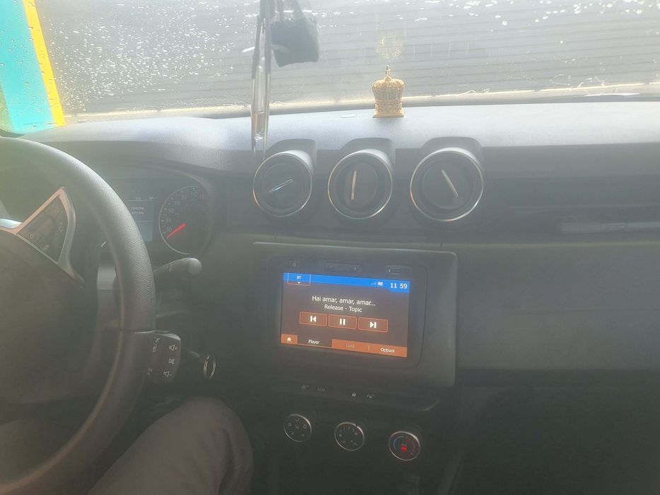 Vând mașină Dacia Duster