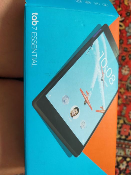 Планшет.  Брали ребенку