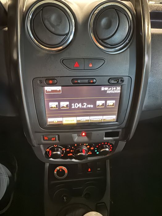 Dacia Duster 4x4 -1.5Dci 110cp Adventure-