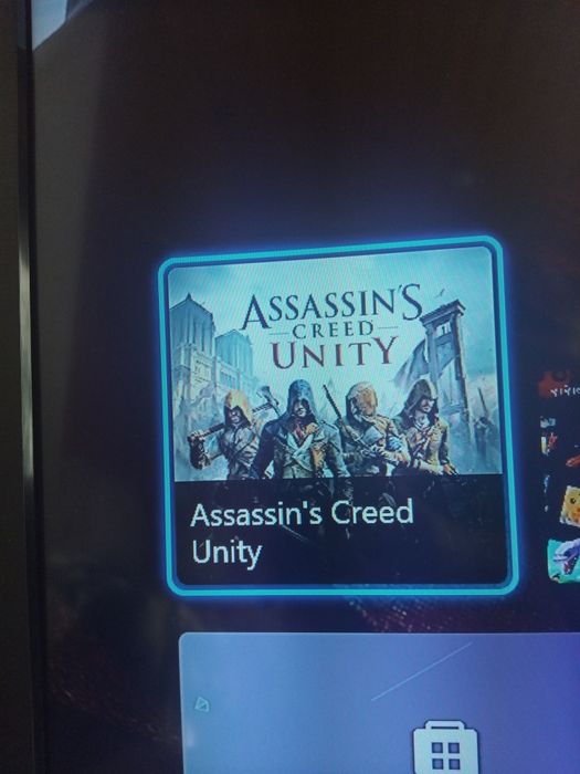 Consola xbox one s + contul cu assasin creed unuty si need for speed+.