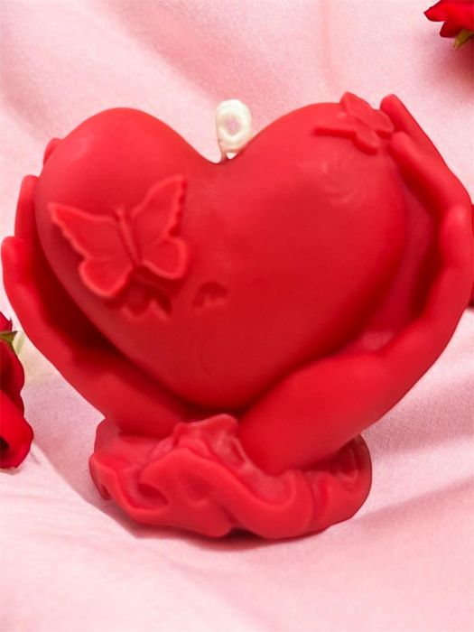 Свещт във фирмата на лодка