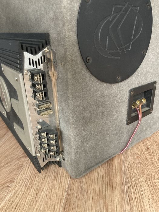 Продам саббуфер продам