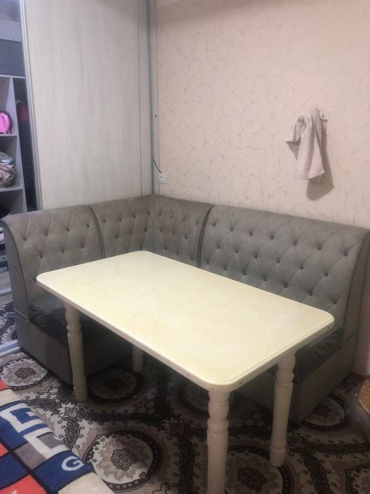 Ugolok sotiladi holati yaxshi