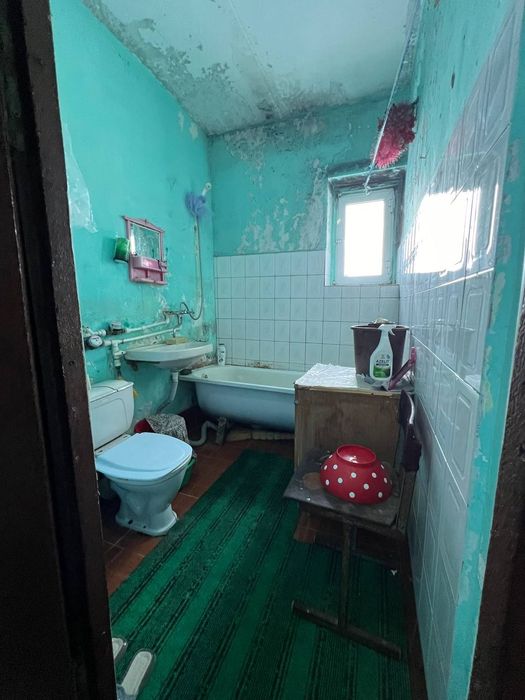 2 хона килинган 9 бозор олдидан