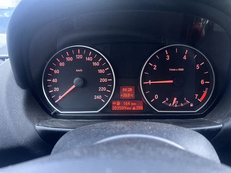 BMW 116i E87 benzină