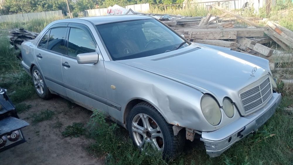 Мерседес 210 продам СРОЧНО!